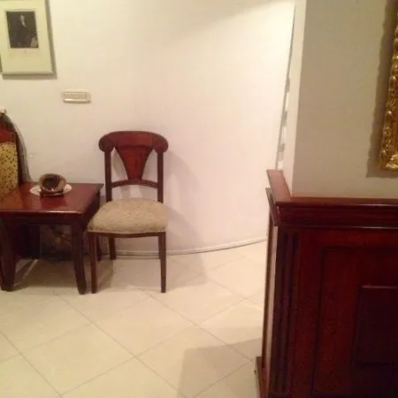 Rezime Civilization Hotel 3*
